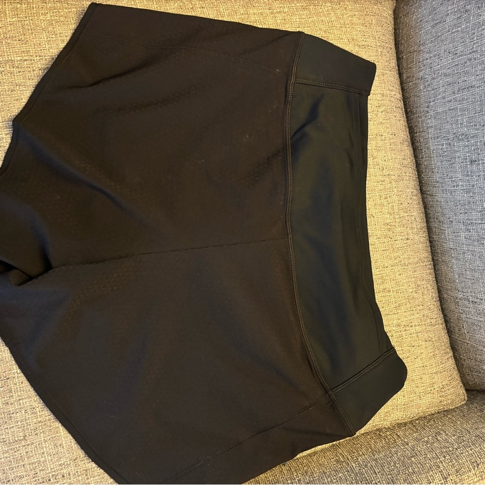 Oiselle High Rise Roga Shorts - Picture 3 of 3